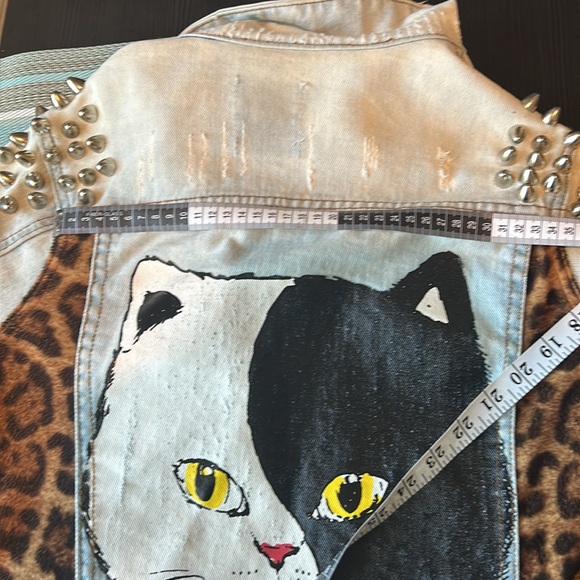 UNIF Hardcore Cat 🐱 Bomber Jacket Retro Irreverent Women’s metal studs - Picture 7 of 17